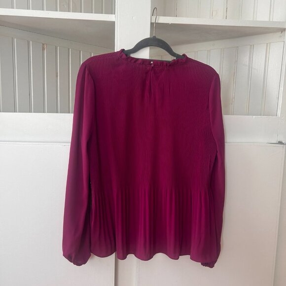 Adrianna Papell Magenta Pleated Blouse Long Sleeve Ruffle Collar Women's M - Picture 6 of 12